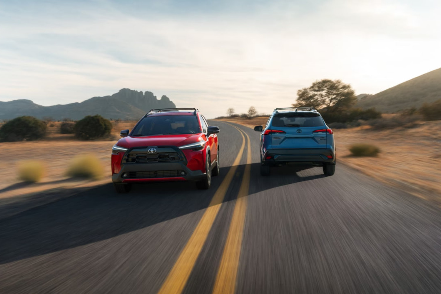 Noul Toyota Corolla Cross 2026: SUV-ul ideal pentru aventuri urbane și călătorii inspirate